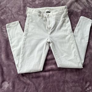 American Eagle white skinny jeans